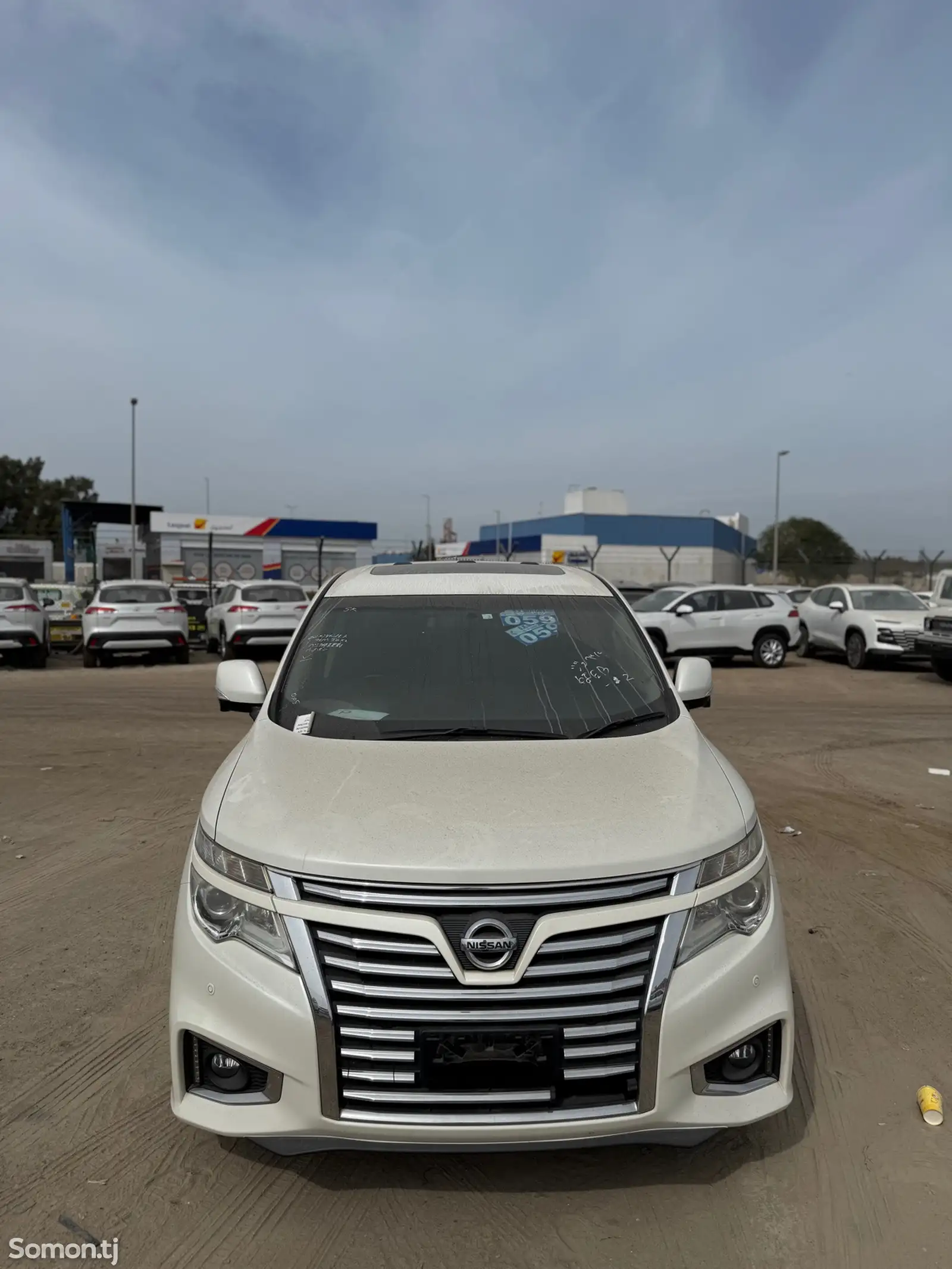 Nissan Elgrand, 2014-1