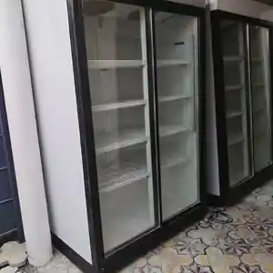 Холодильный шкаф FrigoGlass