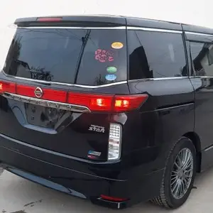 Nissan Elgrand, 2014