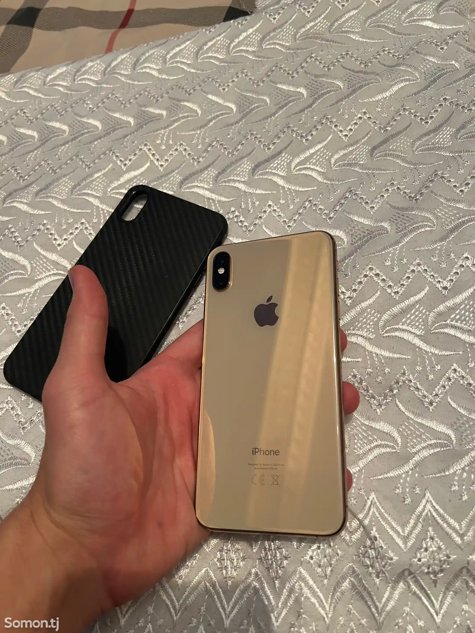 Apple iPhone Xs Max, 64 gb, Gold-1