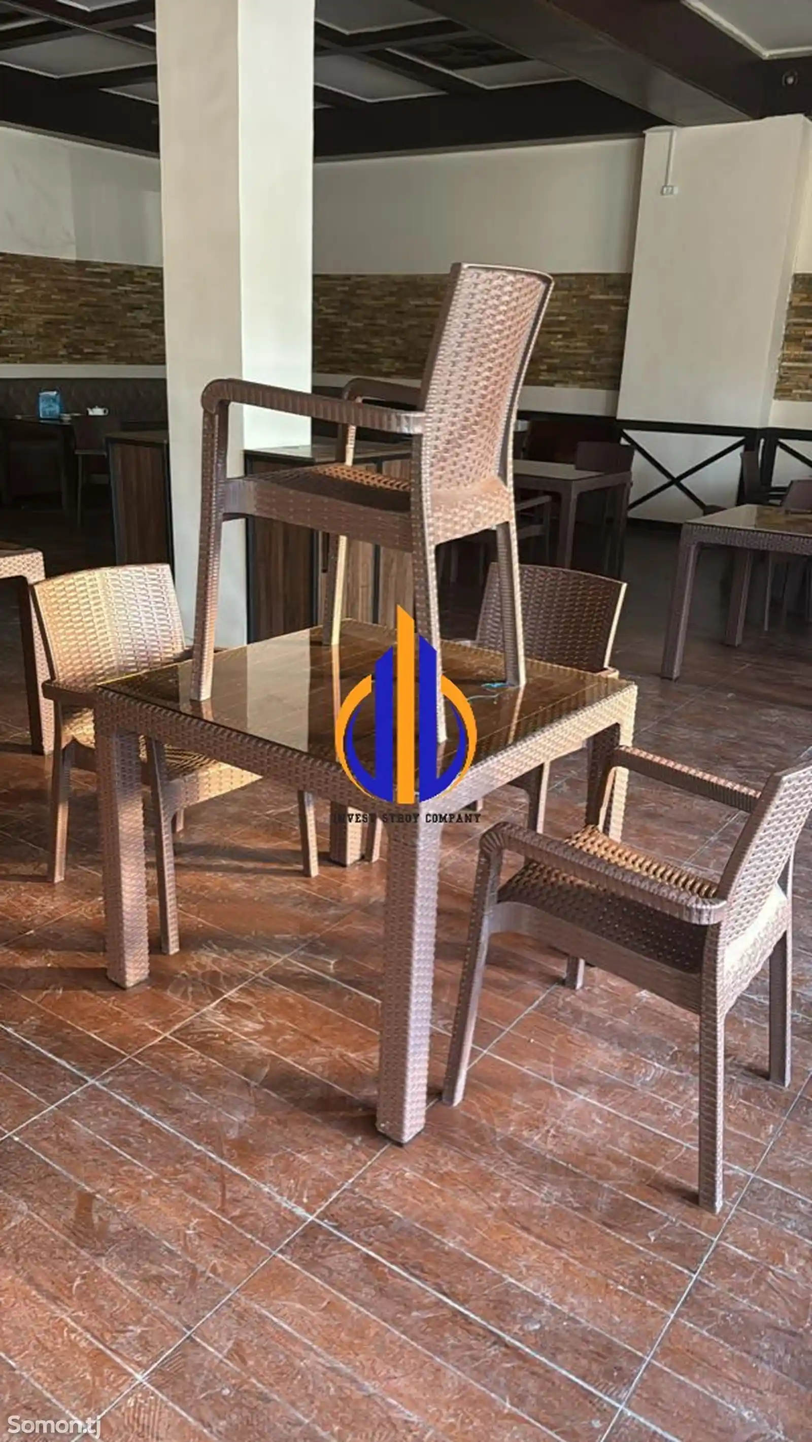 Стол стулья на 4 персон-1