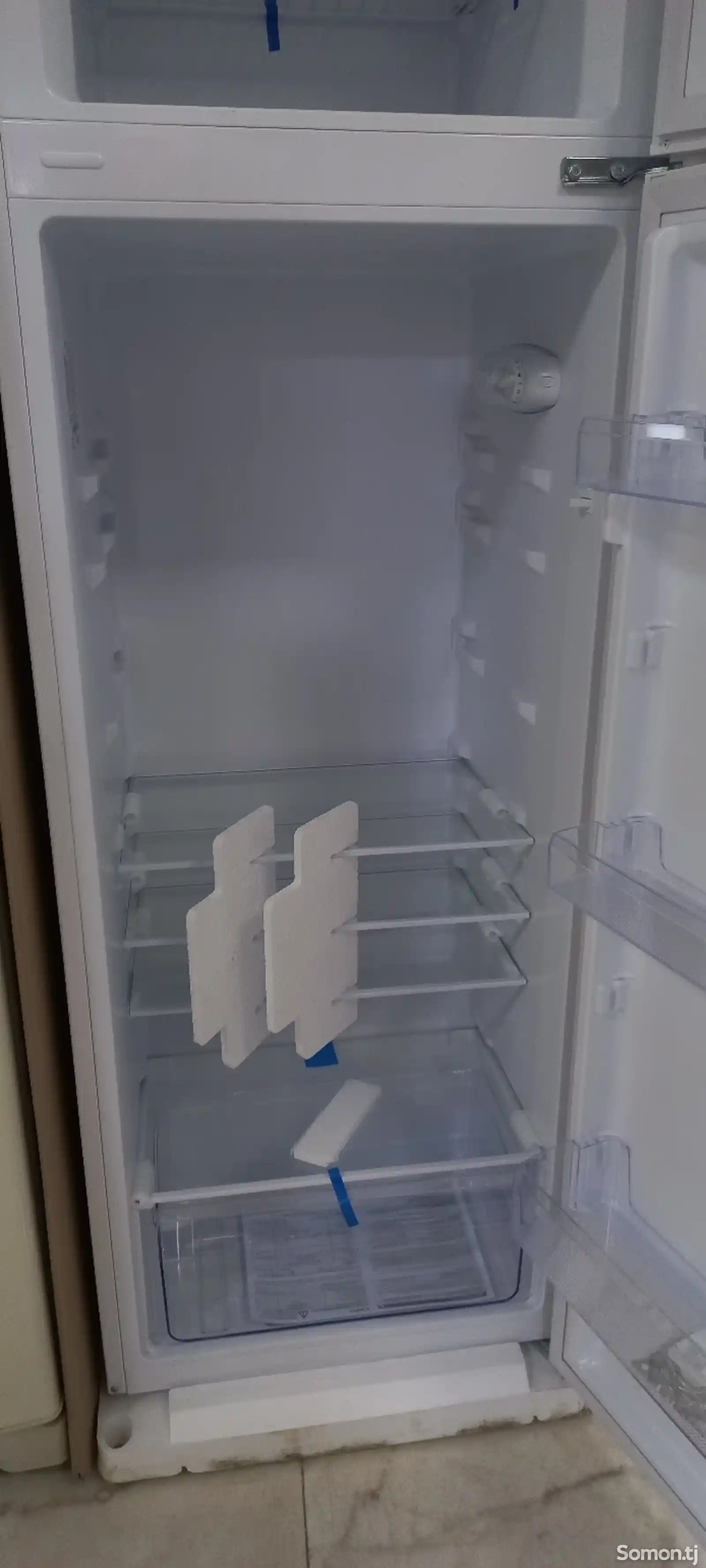 Холодильник Element 270-2