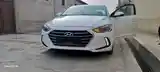 Hyundai Elantra, 2018-3