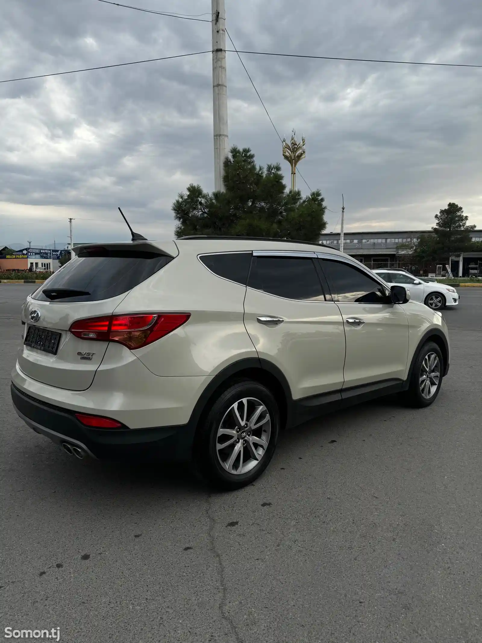 Hyundai Santa Fe, 2013-4