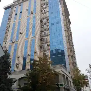 2-комн. квартира, 10 этаж, 75 м², ул. Пушкина