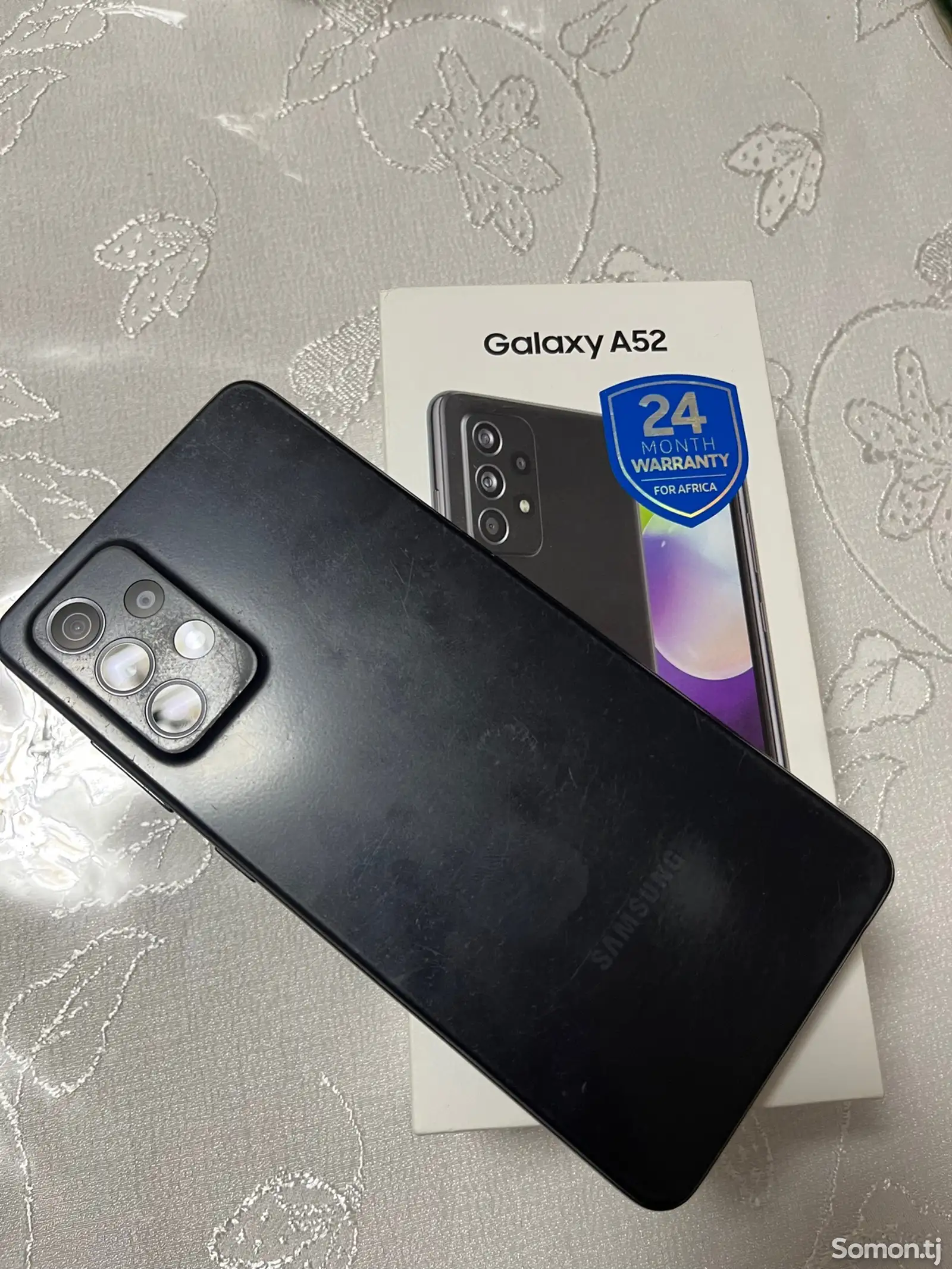 Samsung Galaxy A52-1