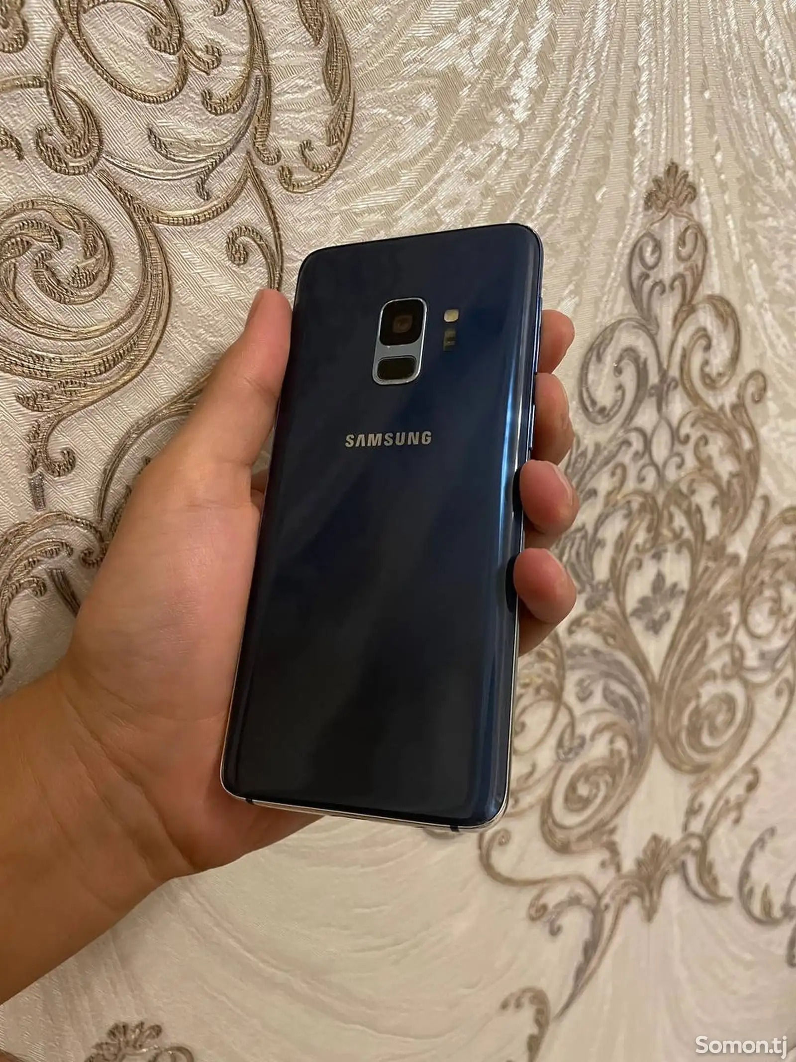 Samsung Galaxy S9 64Gb-1