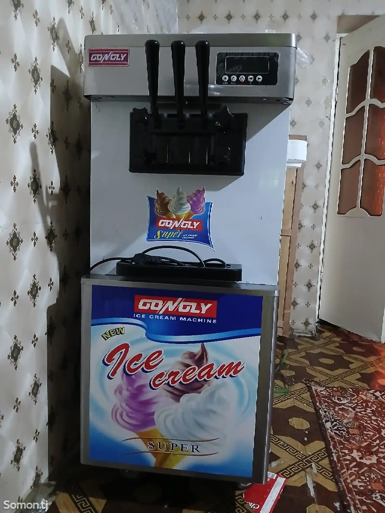 Фрейзер аппарат для мороженого-1