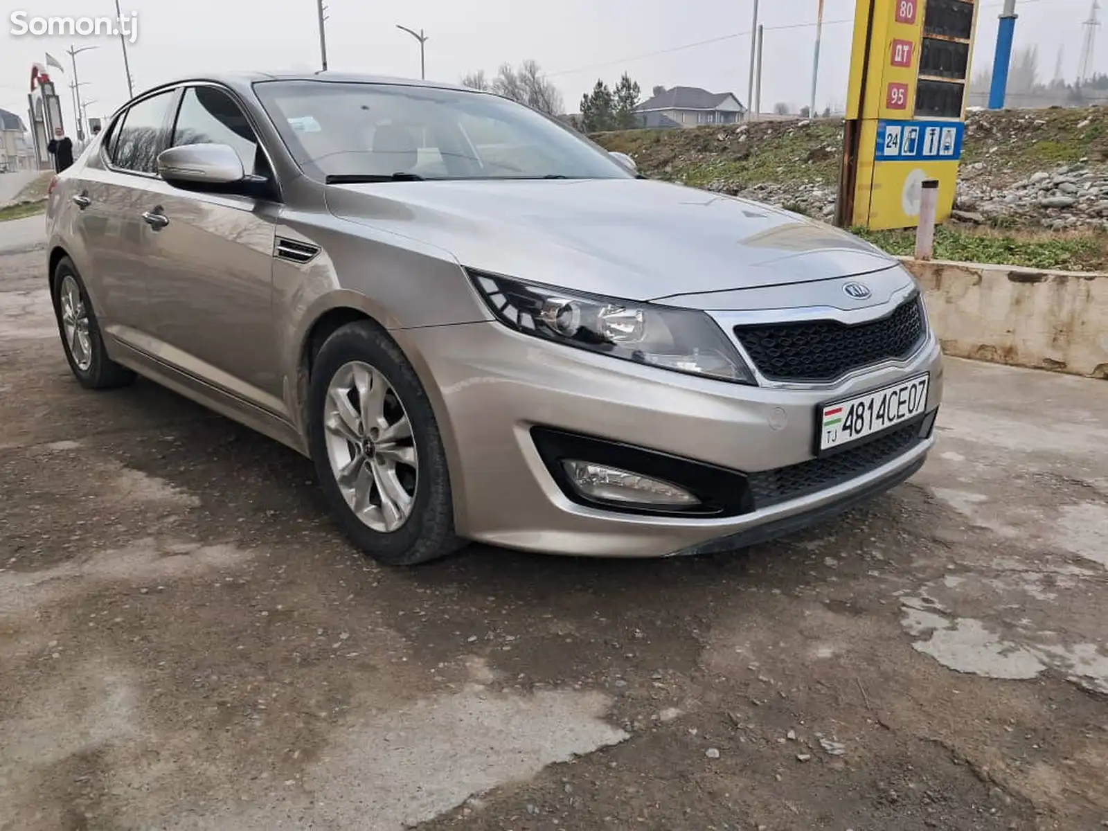 Kia K5, 2010-1