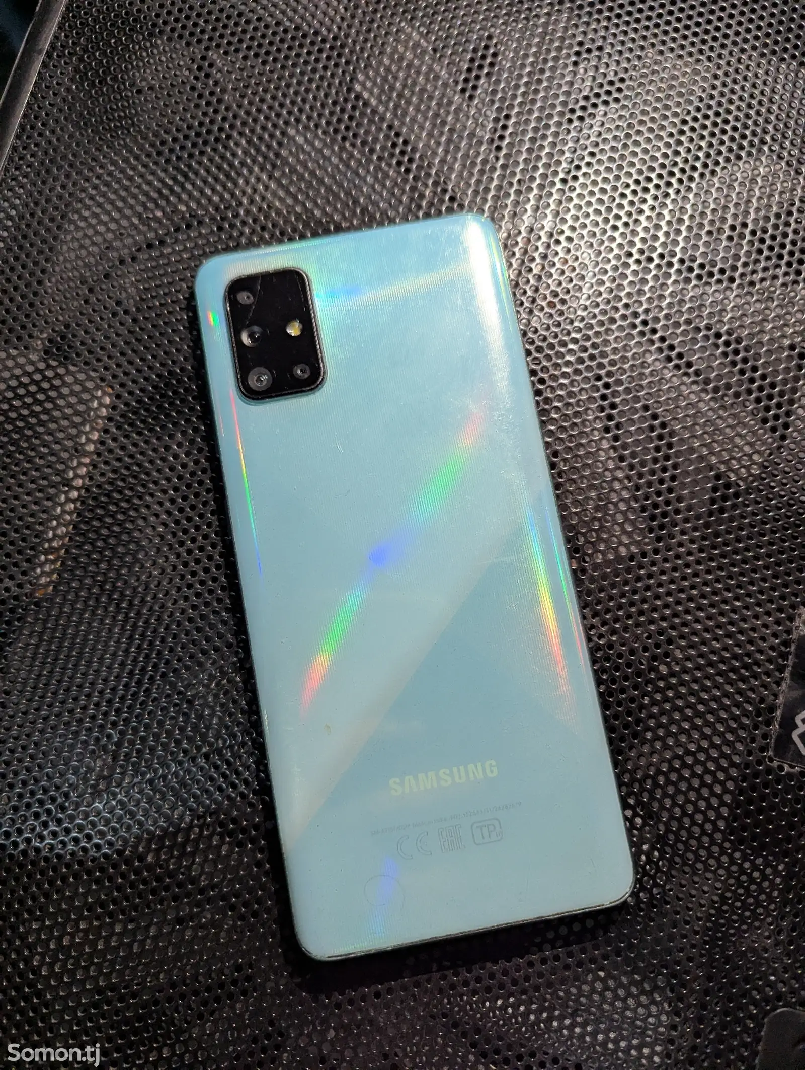 Samsung Galaxy A71-1