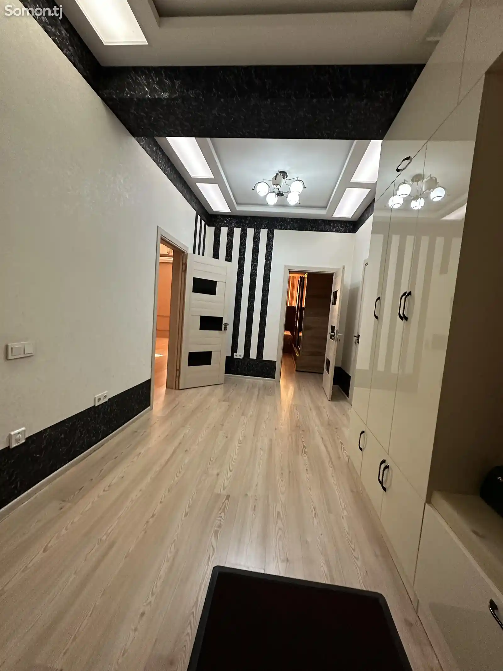 3-комн. квартира, 11 этаж, 91 м², Сино-1