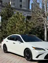 Lexus ES series, 2020-2