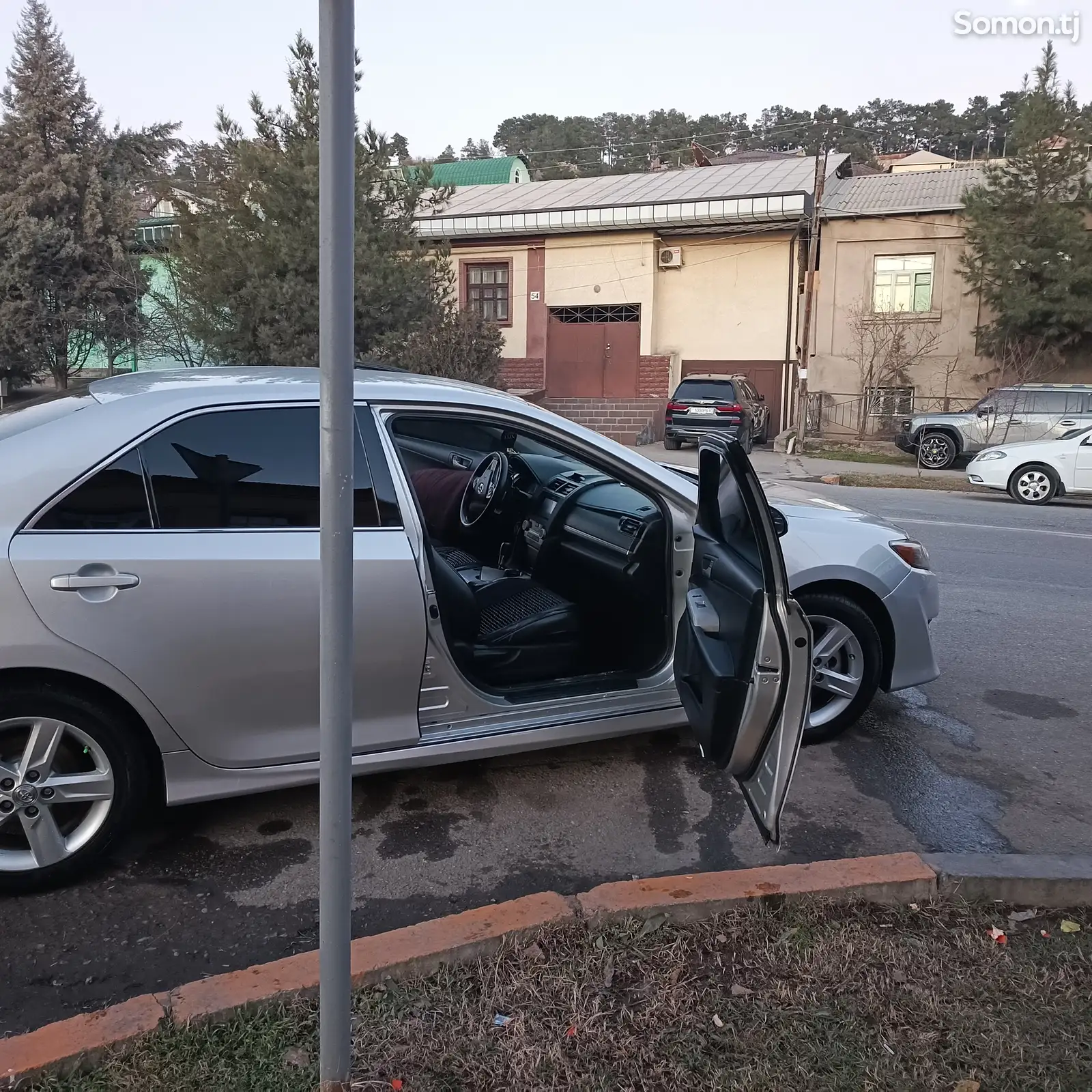 Toyota Camry, 2013-1