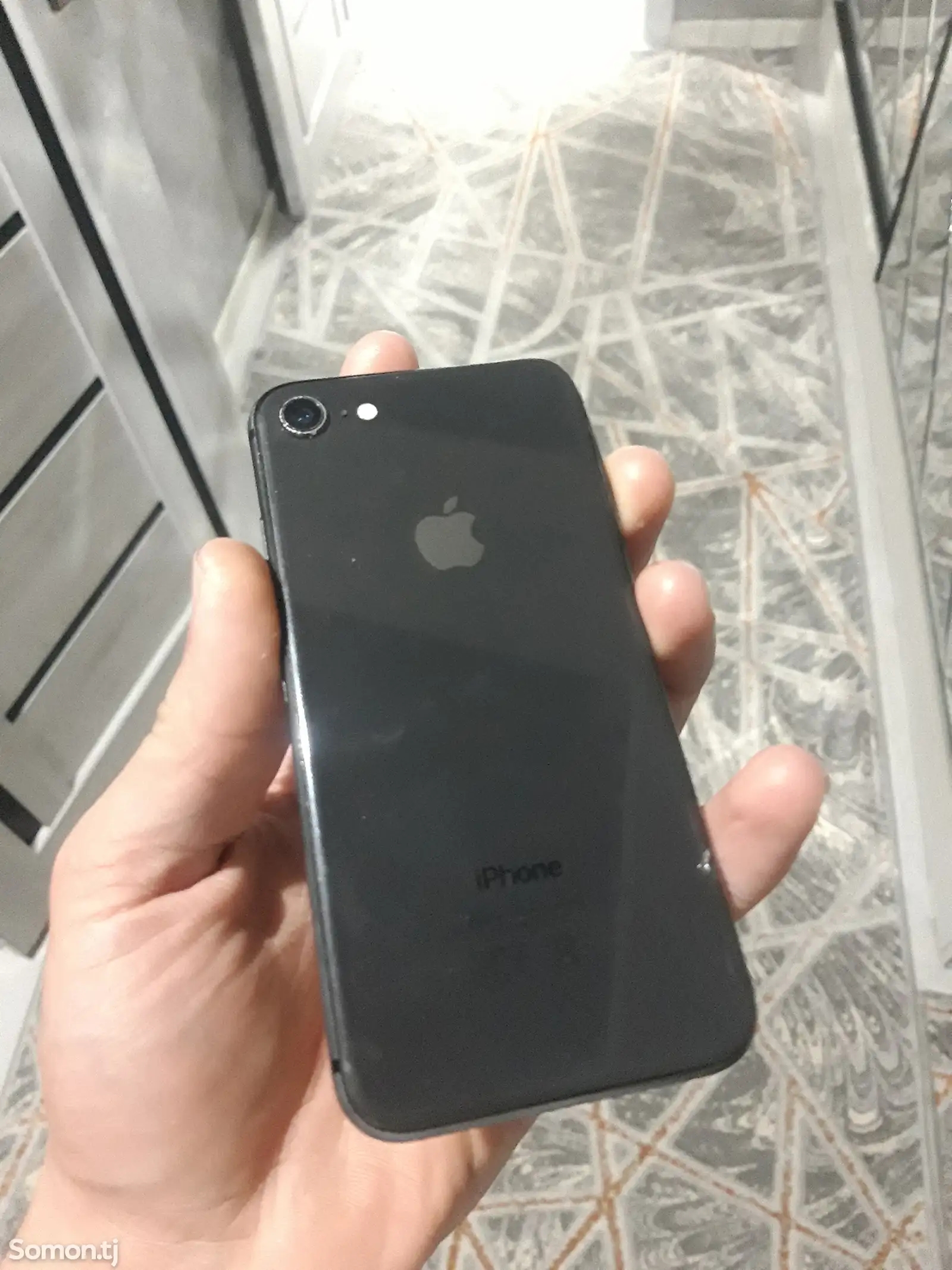 Apple iPhone 8, 256 gb, Silver-1