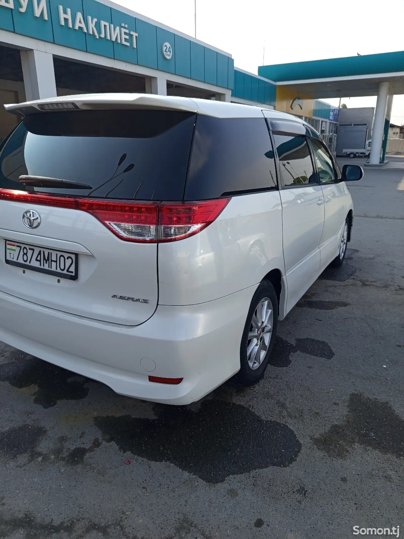 Toyota Estima, 2010-7