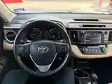 Toyota RAV 4, 2016-9