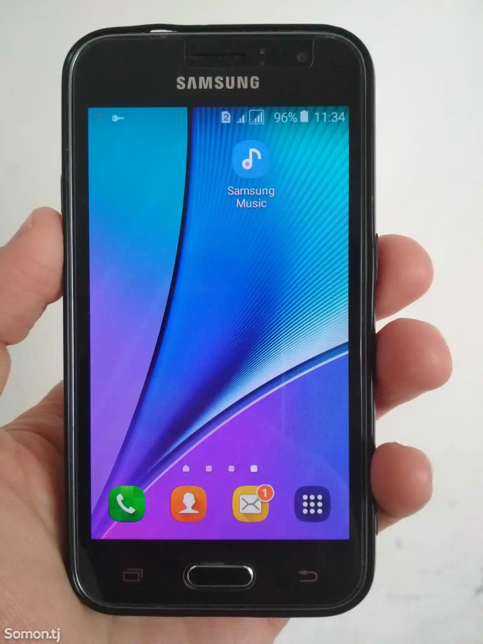 Samsung Galaxy J1 2016-1