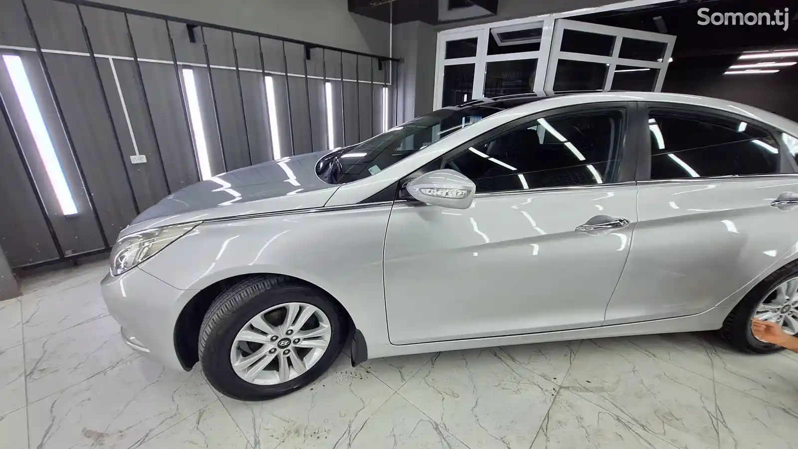 Hyundai Sonata, 2010-4