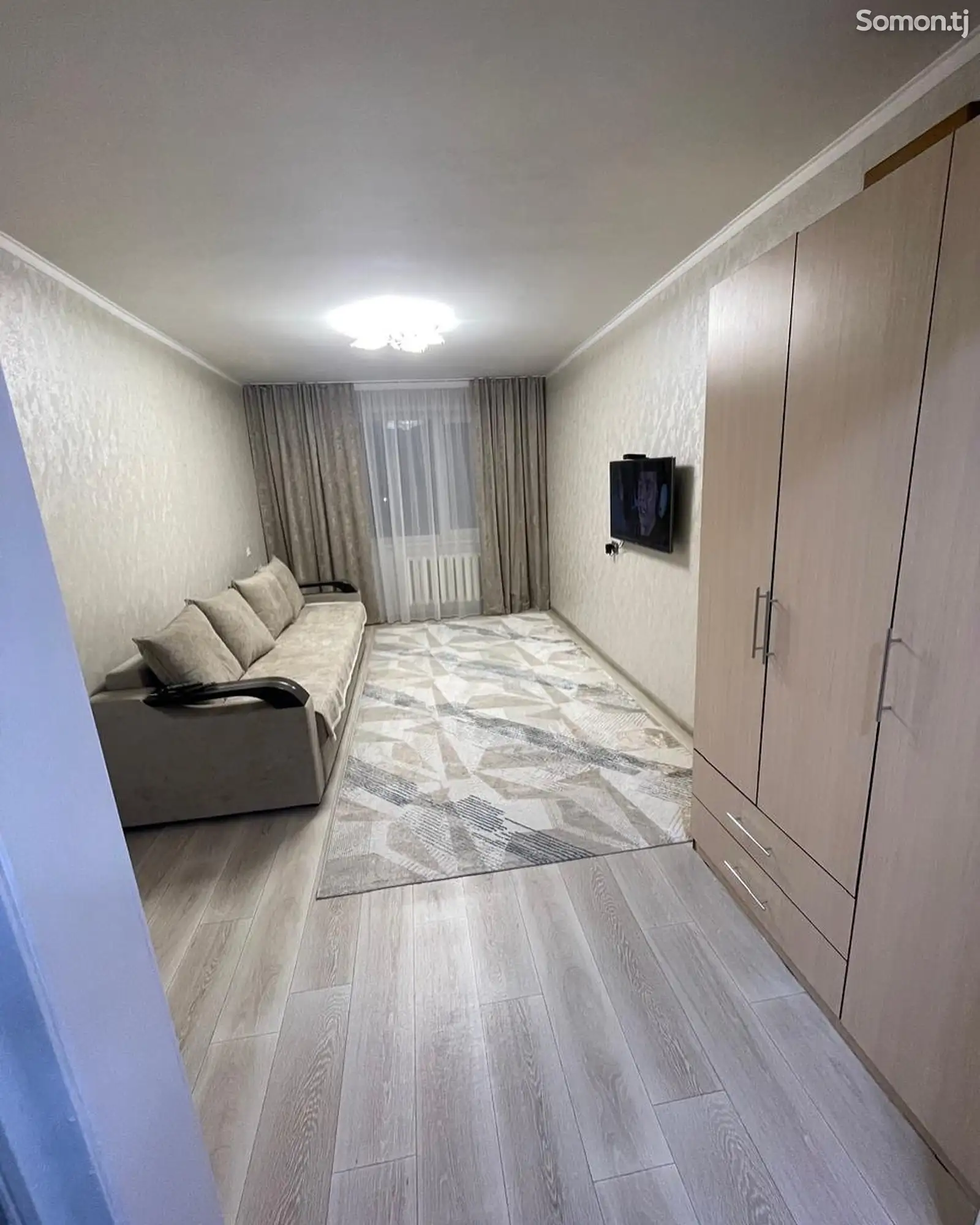 Комната в 2-комн. квартире, 3 этаж, 18м², Цирк-1