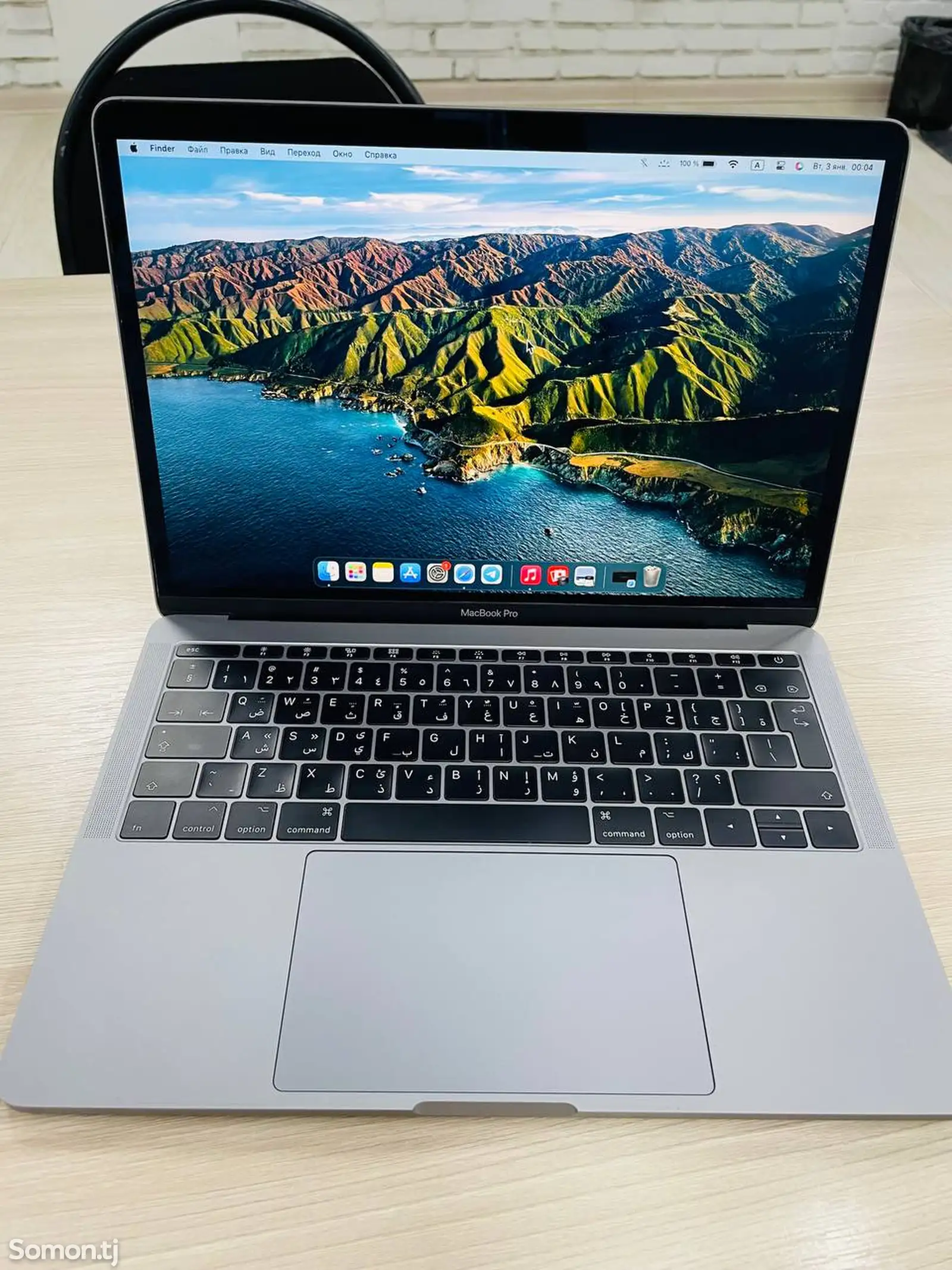 Ноутбук Macbook Pro 13 Retina 2017 i5 2.3 ГГц-1