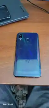 Samsung Galaxy A40-3