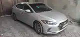 Hyundai Elantra, 2017-7