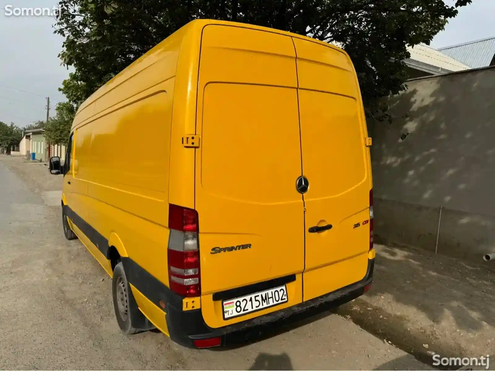 Mercedes-Benz Sprinter-3