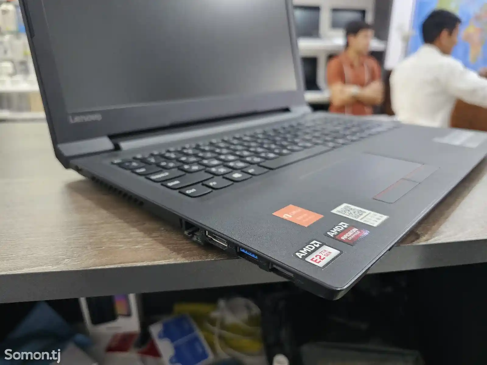 Ноутбук Lenovo AMD E2-9010 / 4GB / 500GB-5