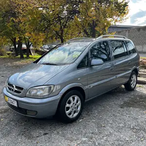 Opel Zafira, 2005