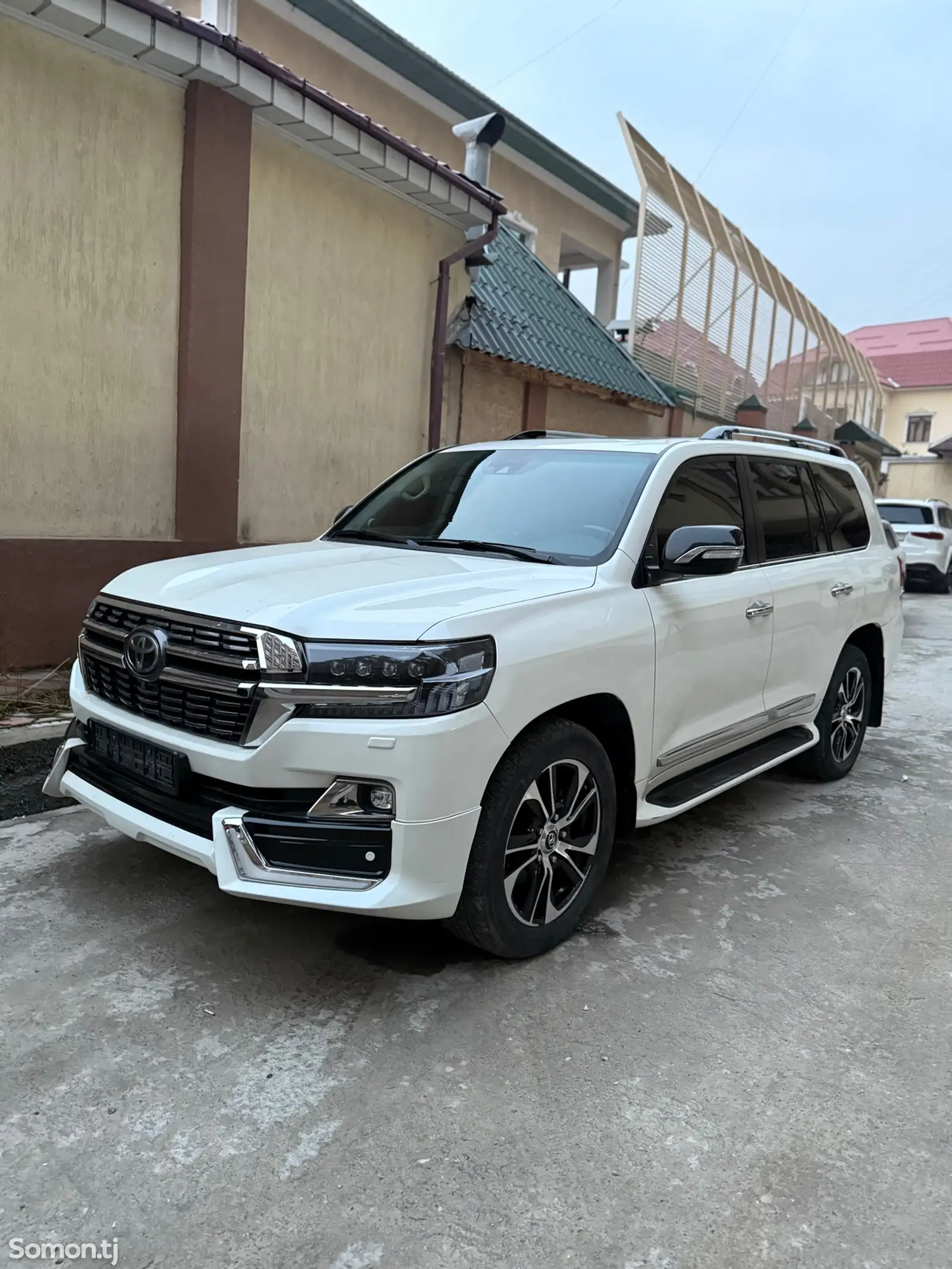 Toyota Land Cruiser, 2017-1