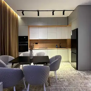 2-комн. квартира, 3 этаж, 75м², Ашан