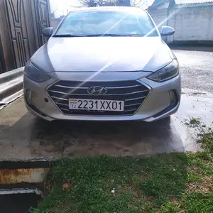 Hyundai Elantra, 2017