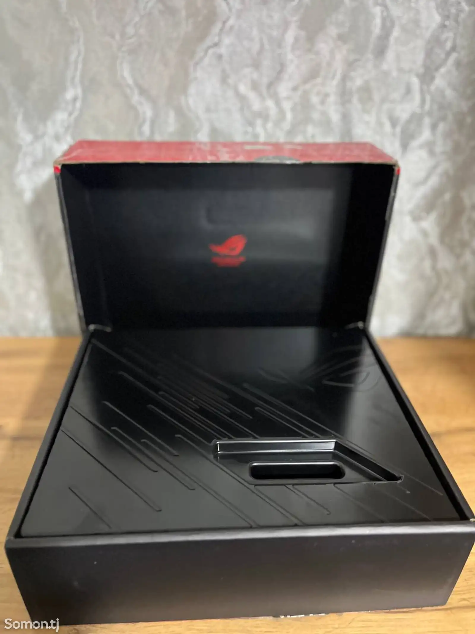 Материнская плата ROG Maximus Z790 Hero-5