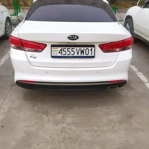 Kia K5, 2016