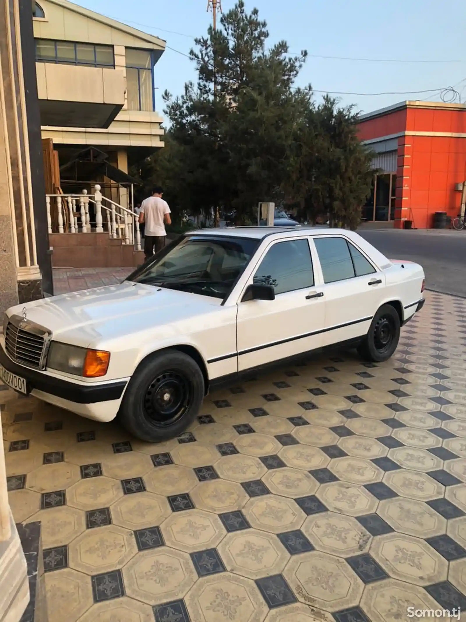 Mercedes-Benz W201, 1988-2