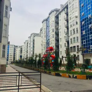 2-комн. квартира, 2 этаж, 65 м², Сино