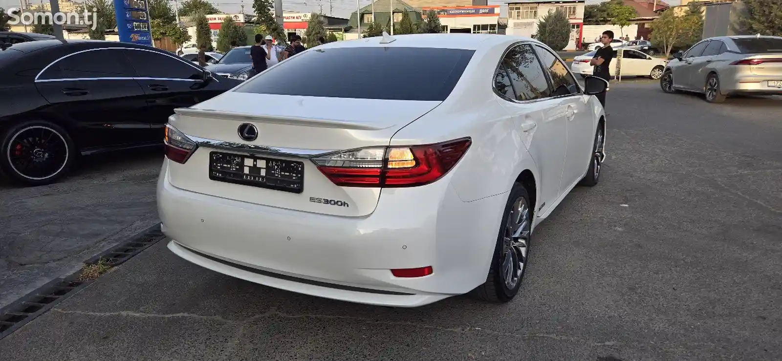 Lexus ES series, 2014-8