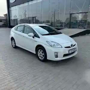 Toyota Prius, 2011