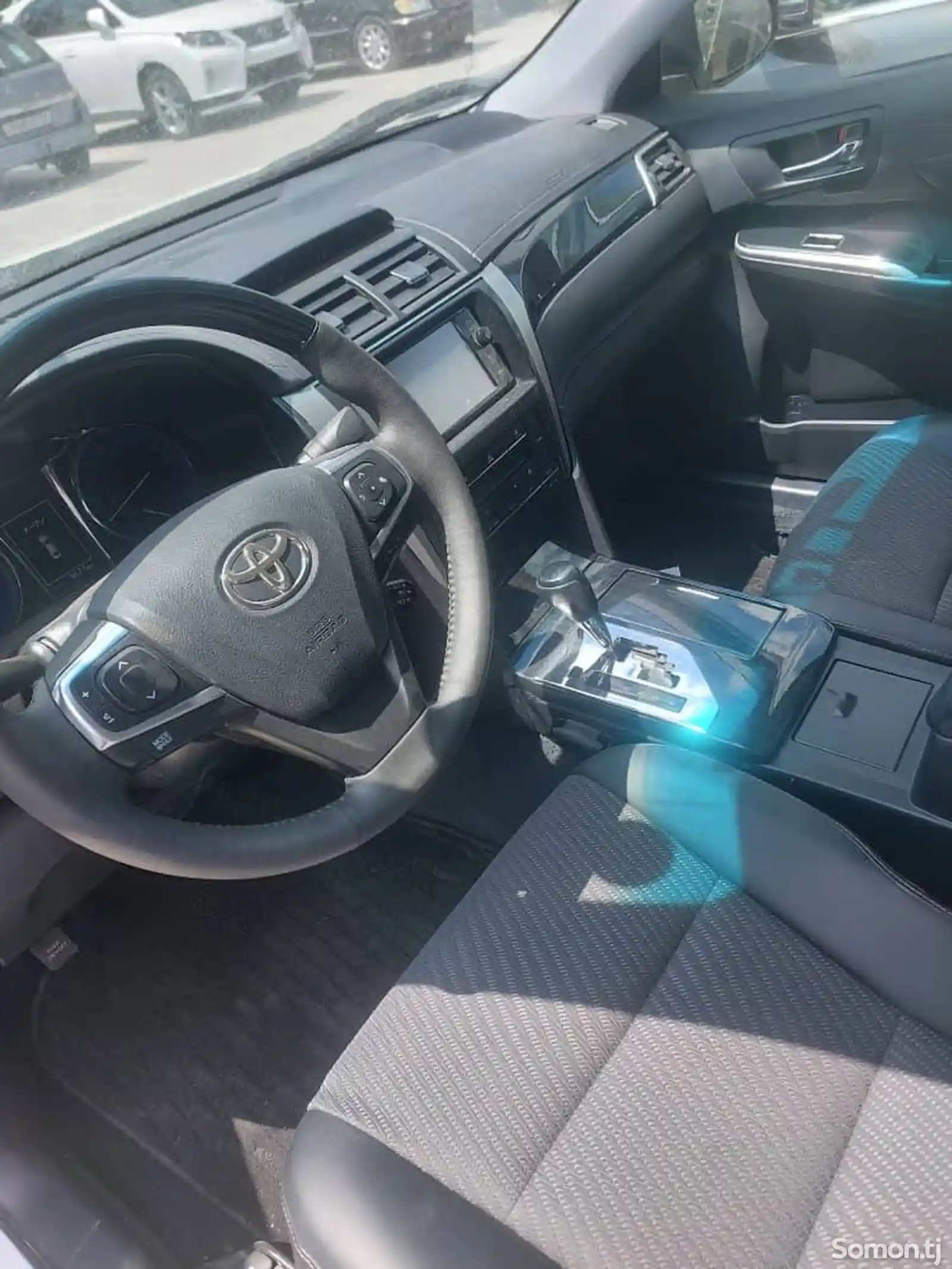 Toyota Camry, 2015-4