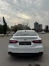 Toyota Camry, 2019-4