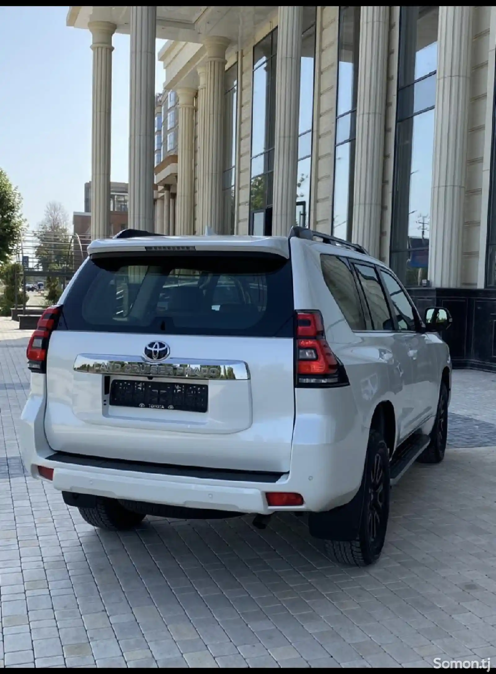 Toyota Land Cruiser Prado, 2020-4