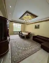 2-комн. квартира, 6 этаж, 91м², Сомони-5