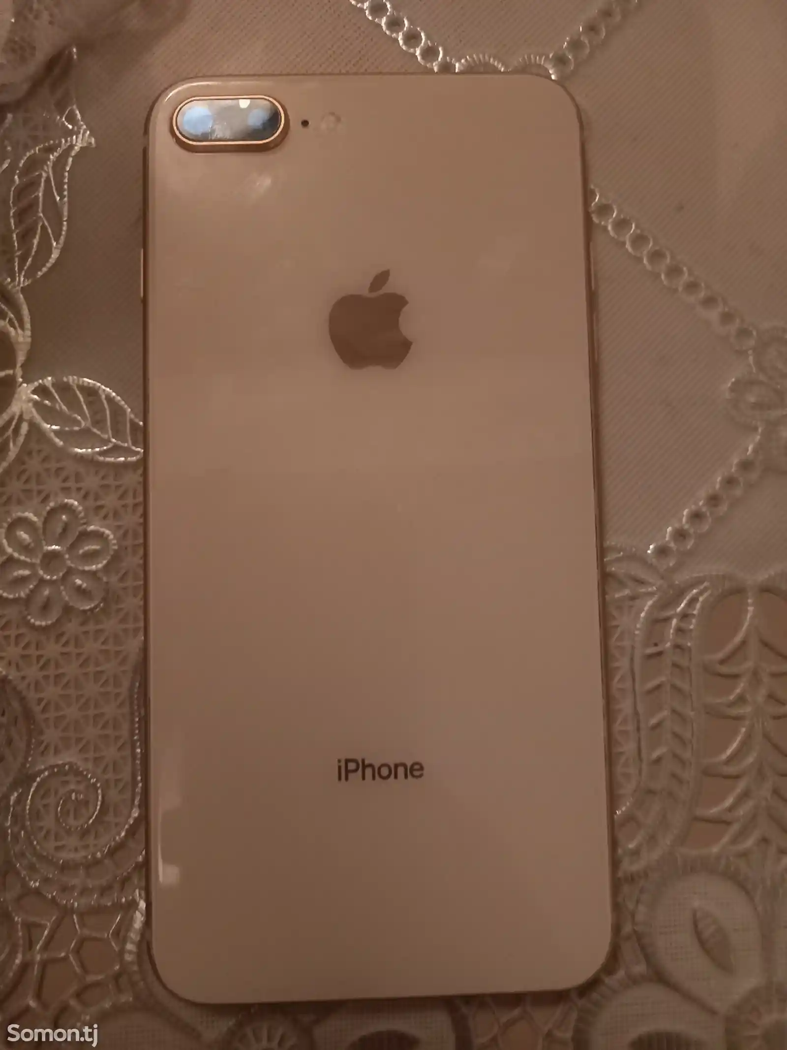 Apple iPhone 8 plus, 64 gb, Gold-1