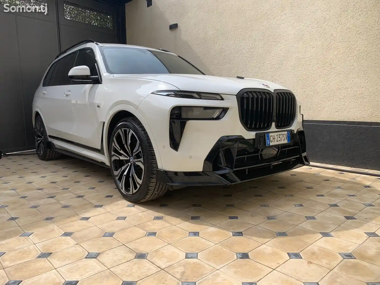 BMW X7, 2023-1