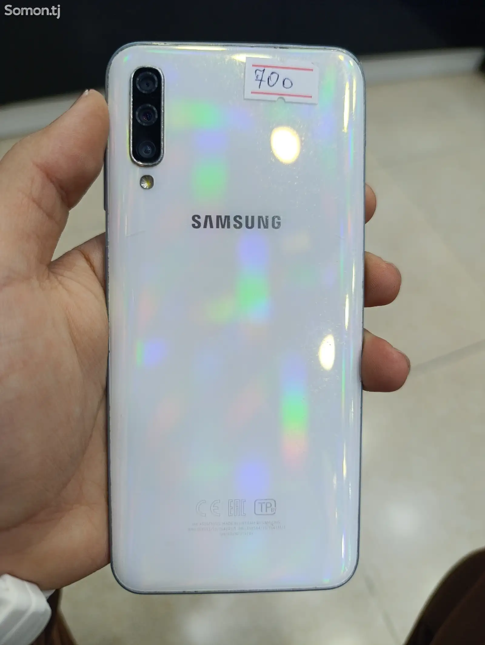 Samsung Galaxy A50-1