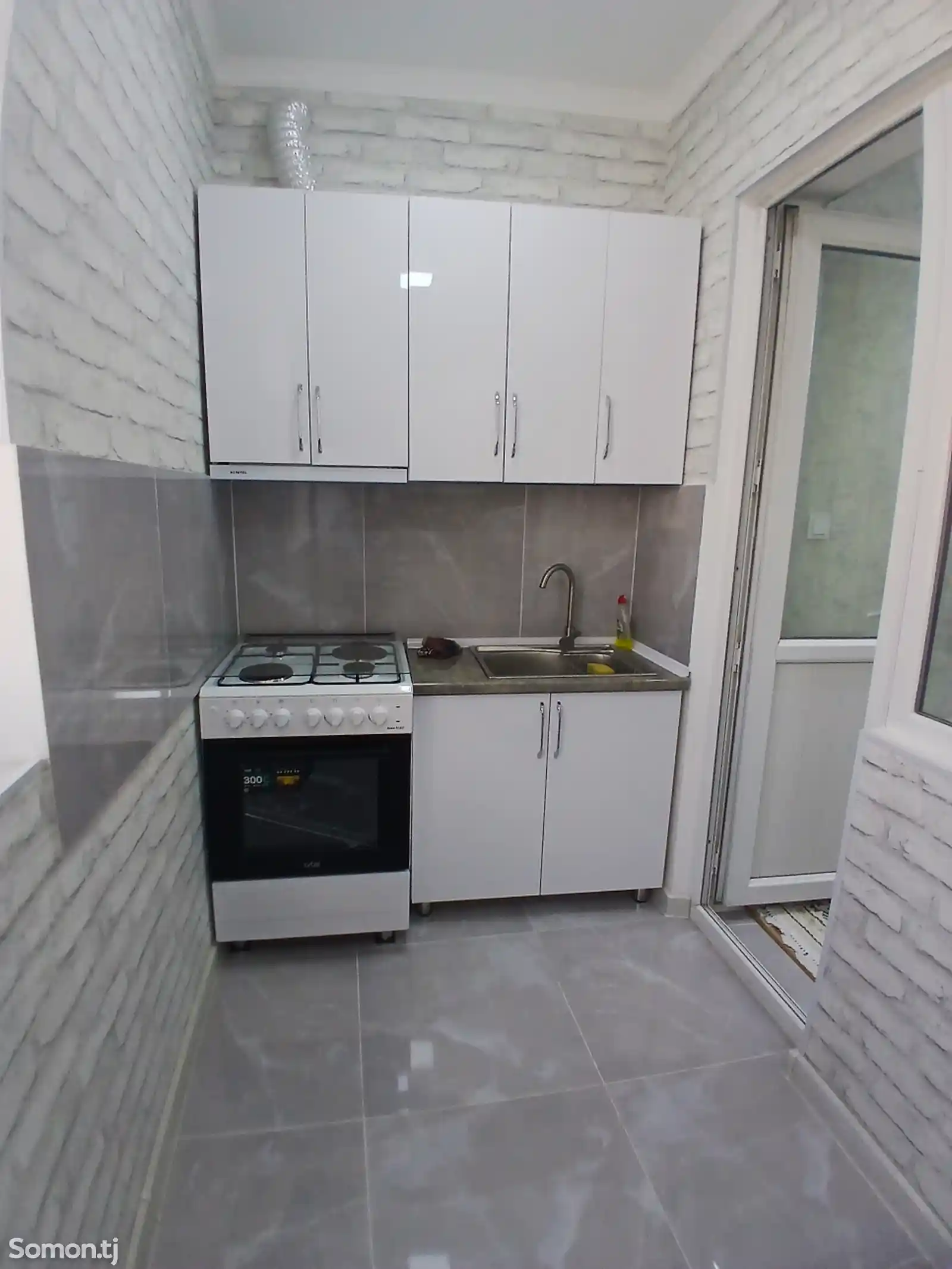 3-комн. квартира, 7 этаж, 75 м², Сино-4