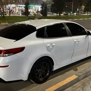 Kia Optima, 2018