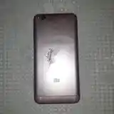 Телефон Xiaomi-3