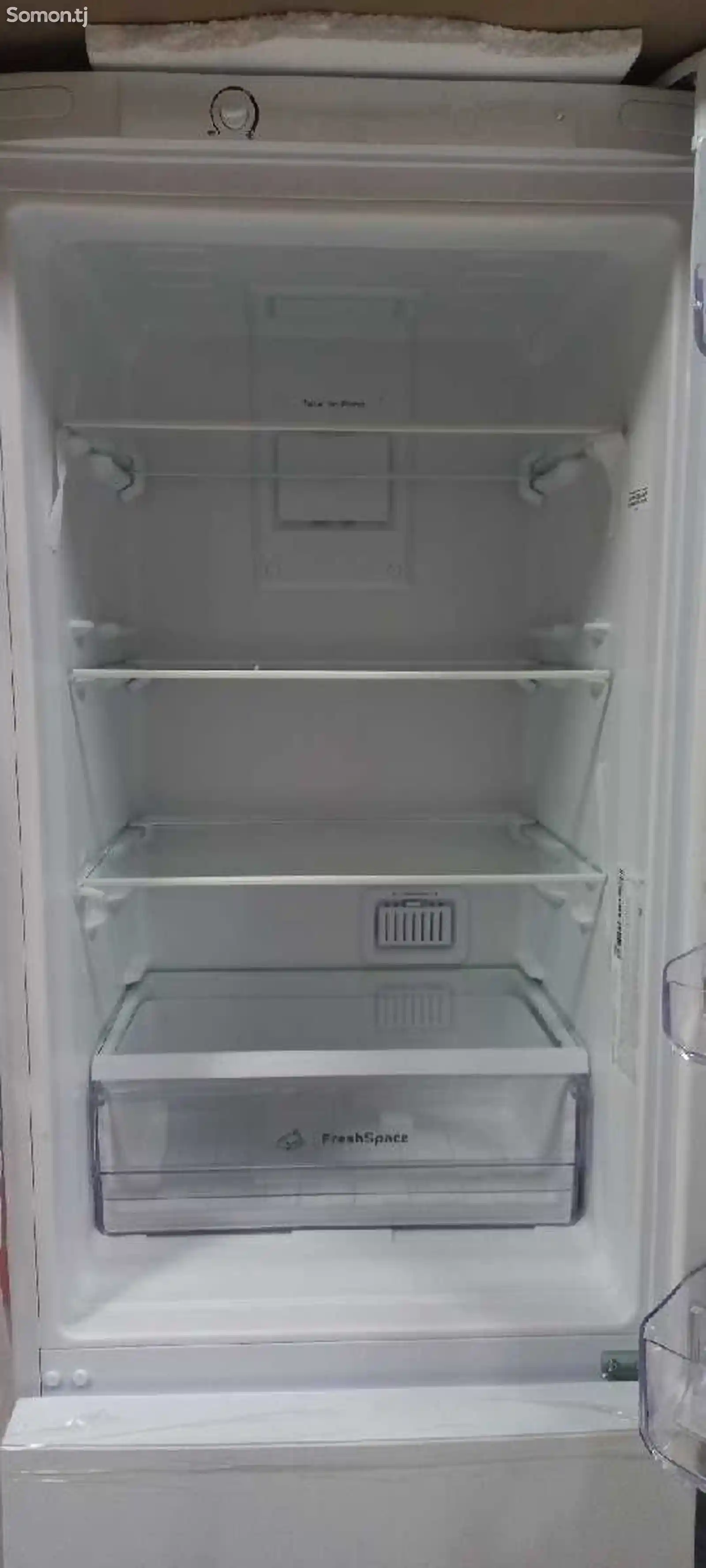 Холодильник Indesit Nofrost-2