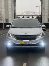 Kia Carnival, 2015-2